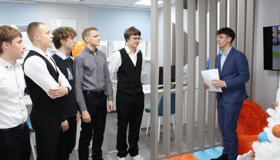 Школьники и студенты Магадана примут участие в проекте службы занятости по маршрутизации молодежи